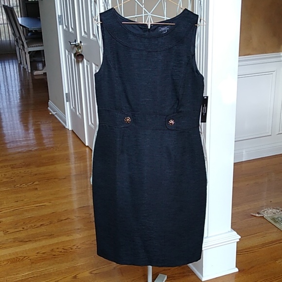 Tahari Dresses & Skirts - Tahari Dress